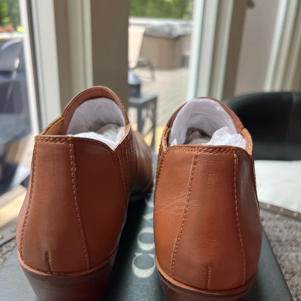 COACH COH ANKLE BOOTIES IN SADDLE BROWN 9.5 - Picture 10 of 12